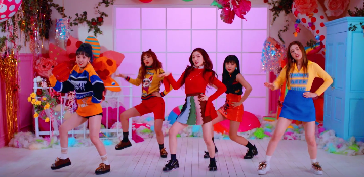 hiatus — Red Velvet's Russian Roulette MV (Music Video